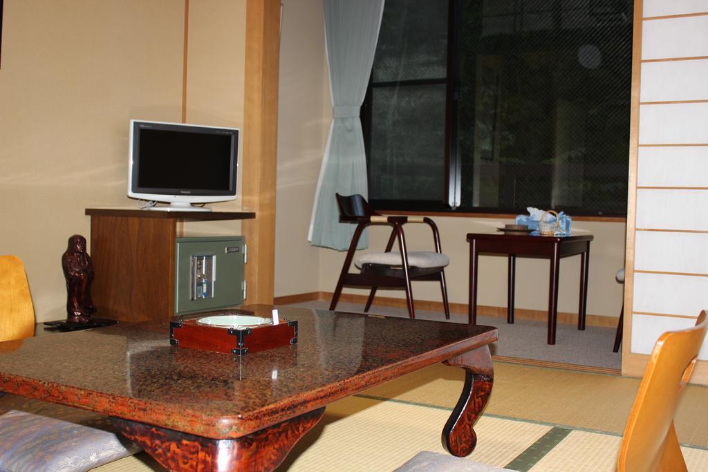 Ryokan Tanaka Takayama  Extérieur photo